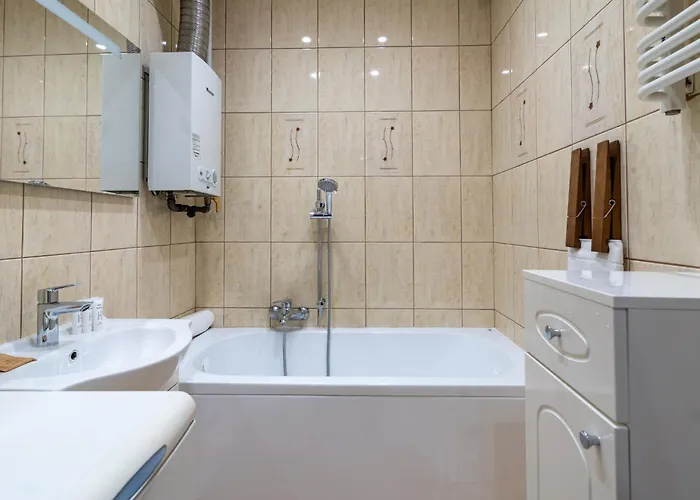 Spodek Homely By Bookinghost * קטוביץ