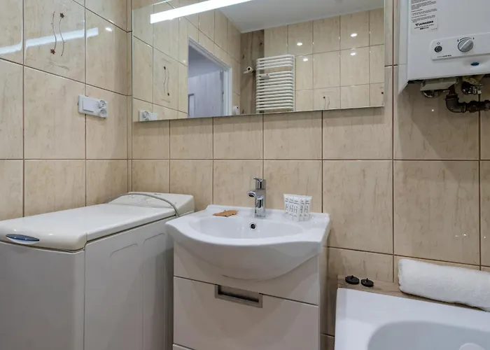 Spodek Homely By Bookinghost דירה