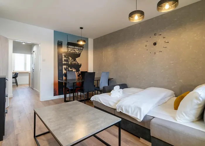 Spodek Homely By Bookinghost קטוביץ